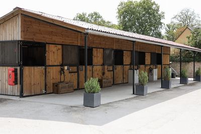 Les boxes de l'écurie